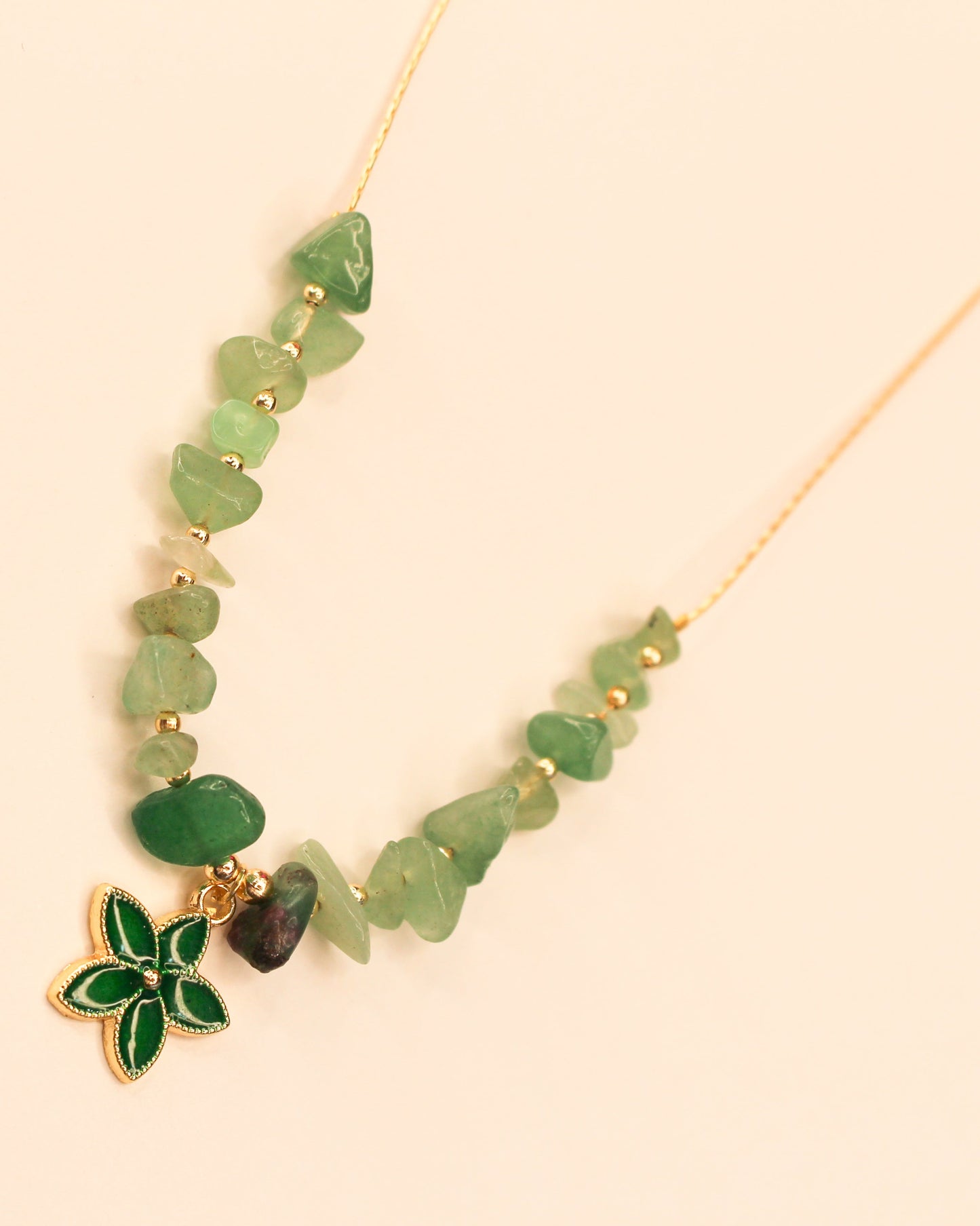 Flower and Stones Necklace